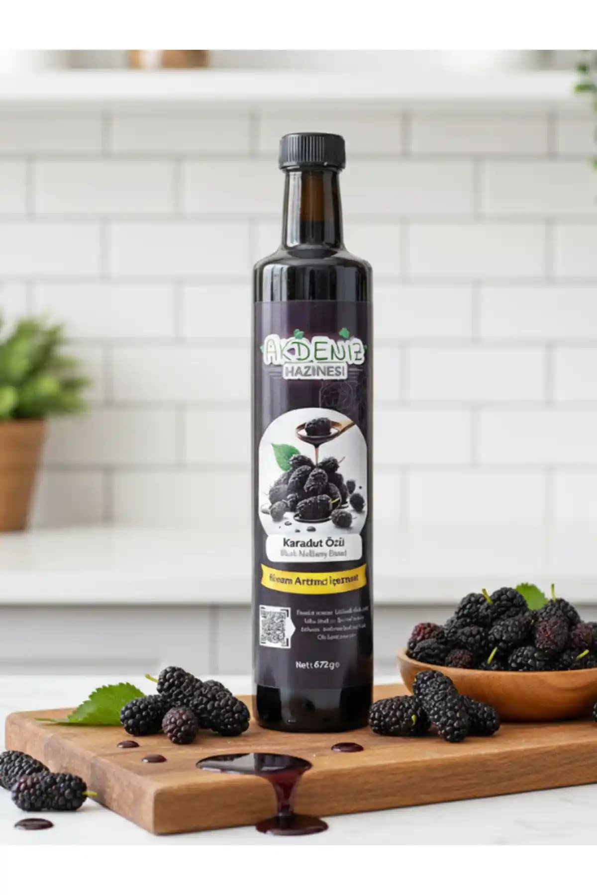 Akdeniz Hazinesi Doğal Karadut Özü: Sağlık ve Lezzetin Buluşması