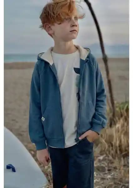 Cigit Erkek Çocuk Kapşonlu Hırka Günlük Kullanım İçin Şık ve Konforlu Tasarım