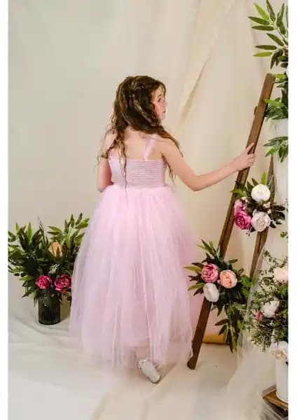 Mnk Baby Sırt Gipeli Tüllü Kız Çocuk Abiyesi: Şıklık ve Konfor Sunan Özel Tasarım