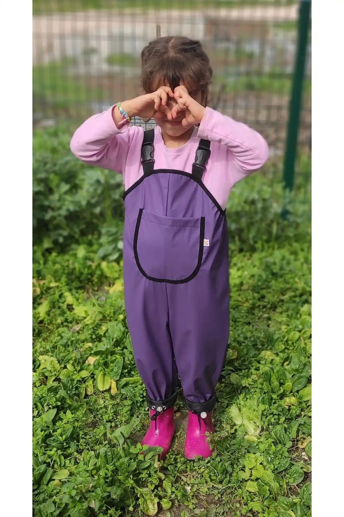 Novy Baby Su Geçirmez Kumaş ile Çocuklar İçin Güvenli ve Konforlu Günlük Koruma