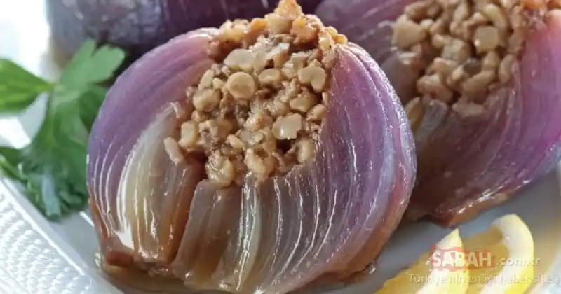 Kırmızı Soğanları Püre Haline Getirmenin Renk ve Tat Üzerindeki Etkileri ve Pişirme Önerileri