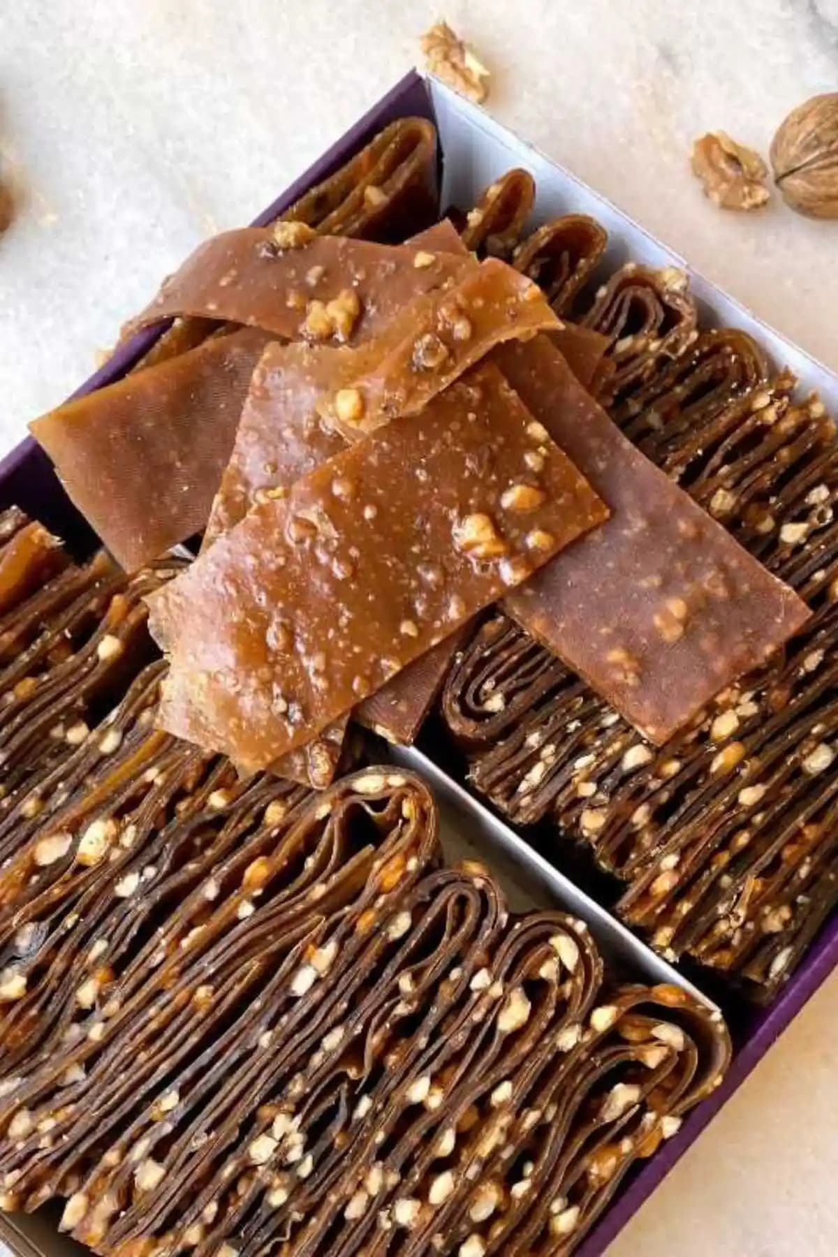 Pestil Ürünleri Karşılaştırması: Bİrsalkım ve Tuğba Kuruyeşmiş Pestil Ürünleri Analizi