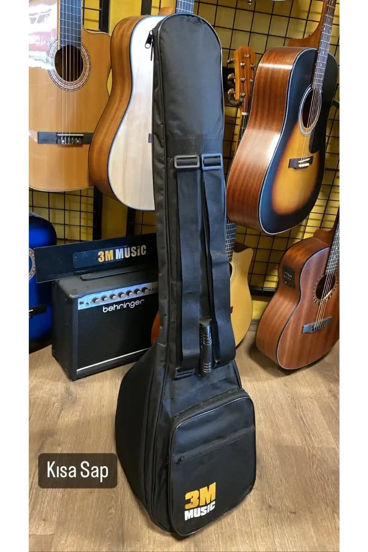 3M Atölye Saz Kılıfı ile Bade Bağlama Kılıfı Karşılaştırması ve Özellikleri