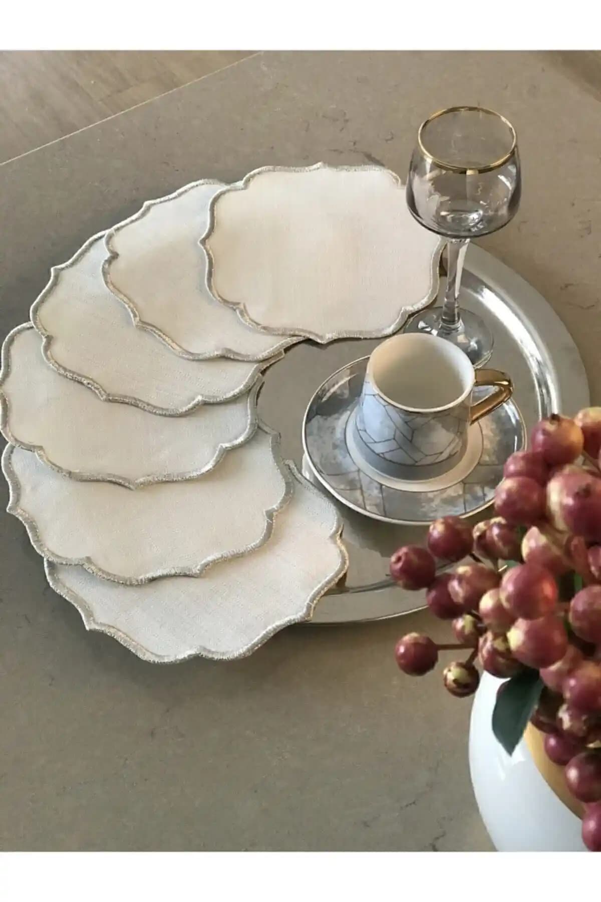 Genel Markalar 6’lı Gümüş Nakışlı ve Zarif Kokteyl Peçete Seçenekleri