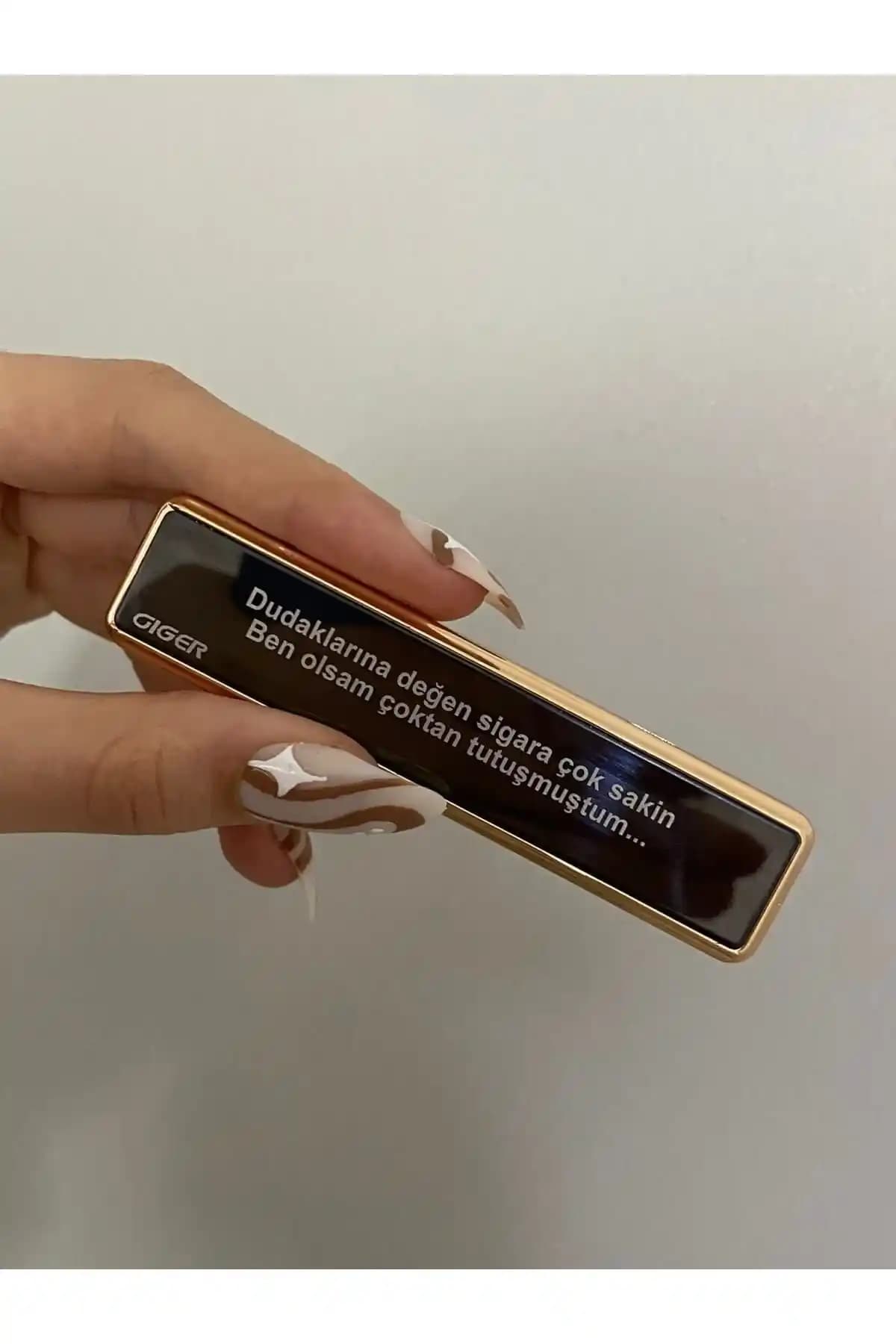 Harlofia USB Şarjlı Romantik Söz Yazılı Elektronik Çakmak İncelenmesi ve Özellikleri