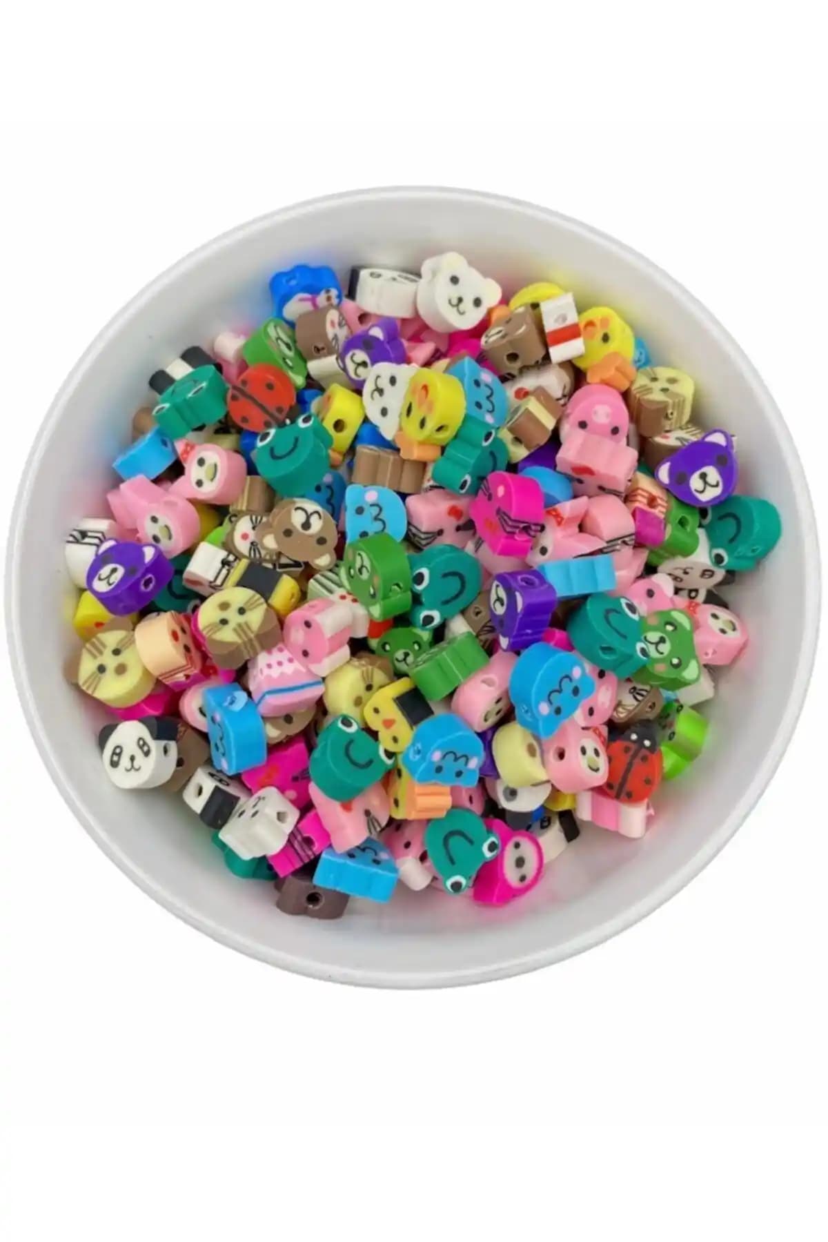 Hedef Bijuteri Ürünleri: Boncuklar ve Figürler ile Takı Tasarımı İçin Uygun Malzemeler