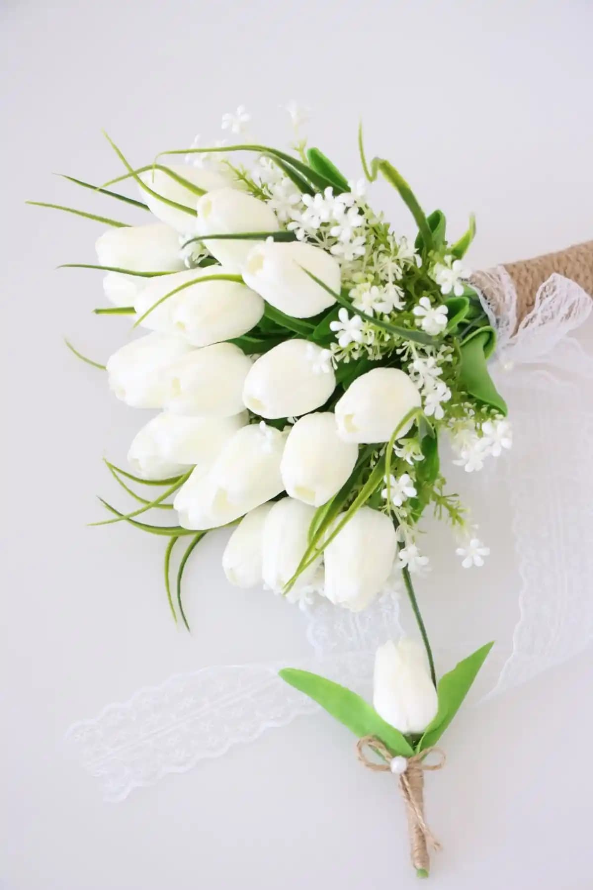Yapay Gelin Buketi Seti Beyaz Lale Tasarımı, Düğün ve Özel Etkinlikler İçin Dekoratif Çözüm