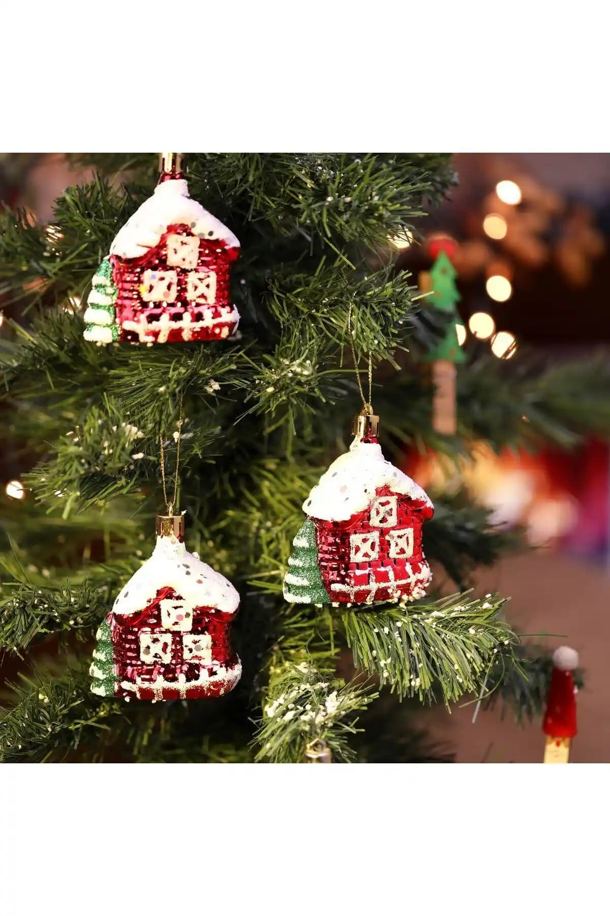 Yenigeldi'nin Renkli ve Dayanıklı Yılbaşı Süsleri Seti ile Ev Dekorasyonunuza Neşe Katın