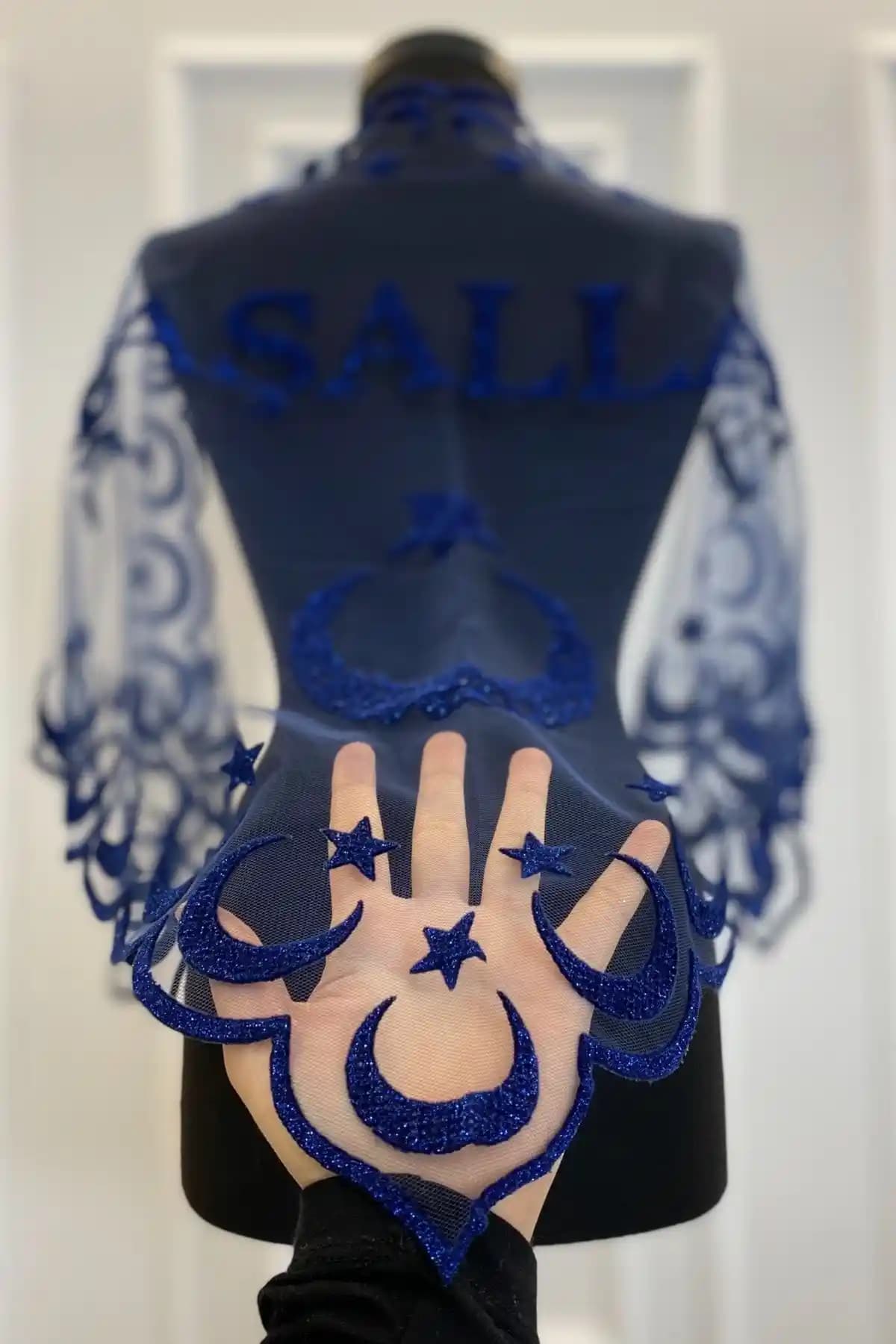 ZEYMERADE Lacivert Simli Sünnet Örtüsü Geleneksel ve Modern Törenler İçin Uygun