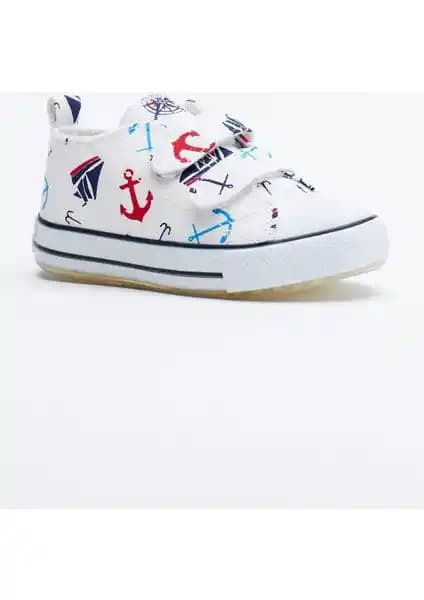 Çocuk Spor Ayakkabıları Karşılaştırması: Işıklı ve Keten Modellerinin Özellikleri