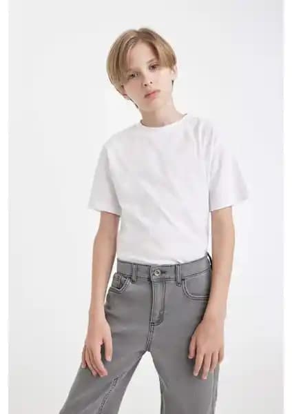 DeFacto Erkek Çocuk Tişörtleri Karşılaştırması: Modeller, Özellikler ve Kullanıcı Yorumları