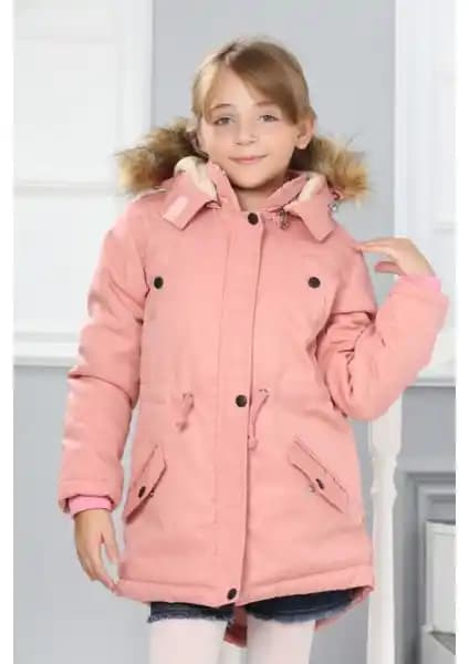 Kız Çocuk Montları Karşılaştırması: Asortix ve Lela Modellerinin Özellikleri ve Kullanıcı Yorumları