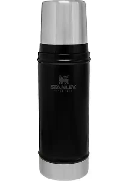 Stanley Klasik Vakumlu Paslanmaz Çelik Termos ve 1.5 Qt Modeli Karşılaştırması