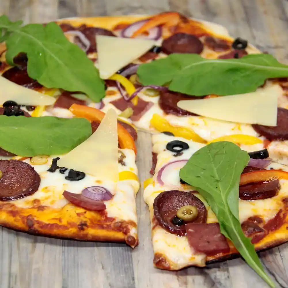 Amerikan Usulü İtalyan Acı Sosisinin Evde Yapımı İçin Temel İpuçları ve Malzemeler