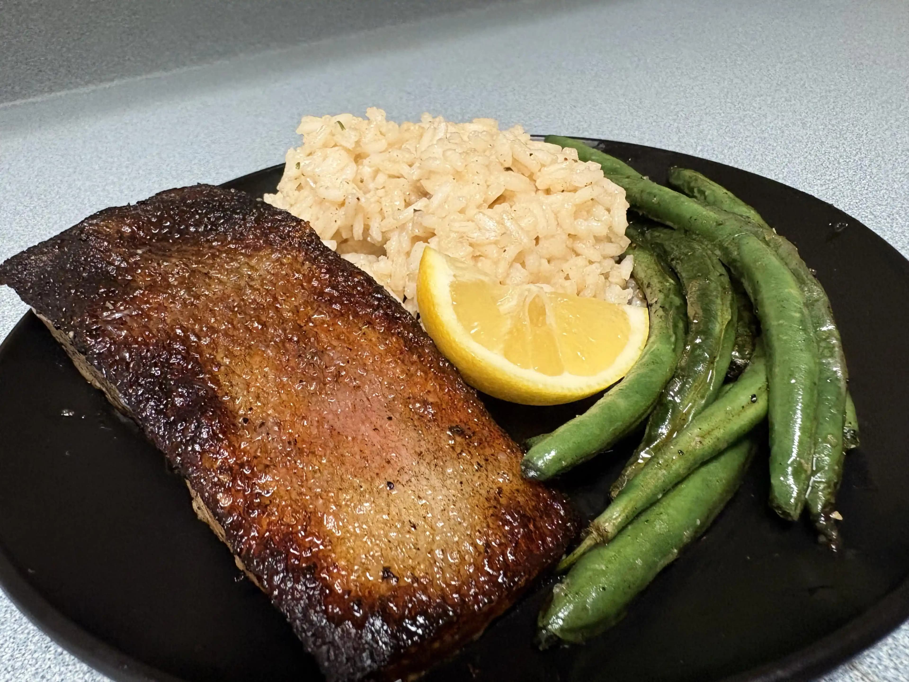 Bütçe Dostu Somon Yemeği: Ekonomik Malzemelerle Lezzetli ve Besleyici Tarifler