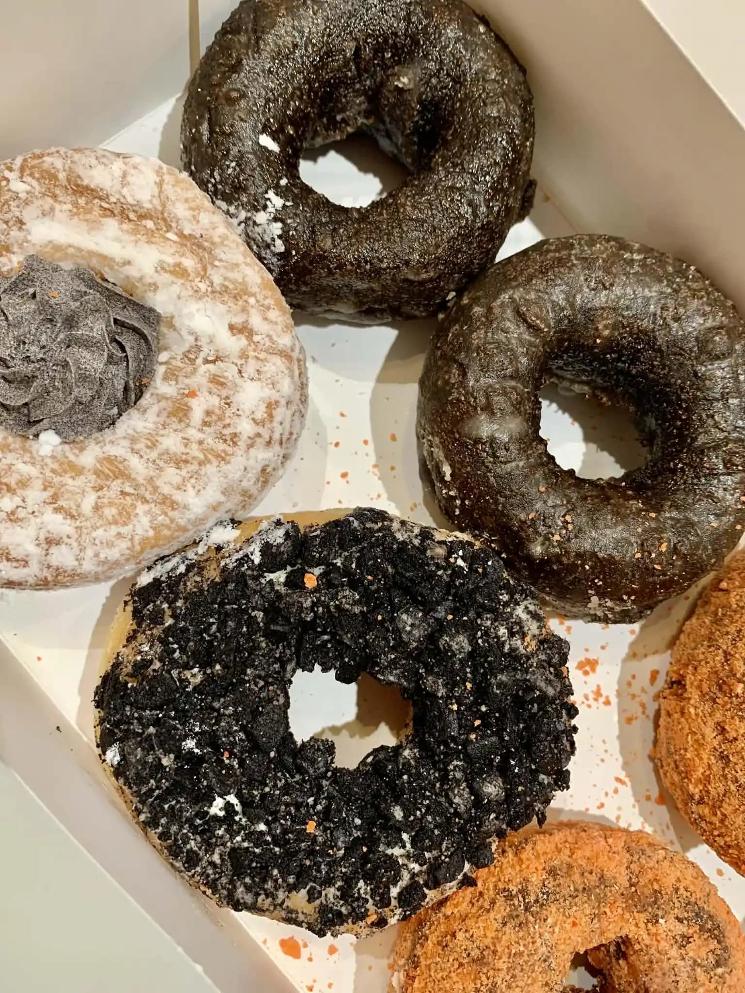 Donut Saklama Yöntemleri: Buzdolabı ve Dondurucuda Doğru Muhafaza Teknikleri