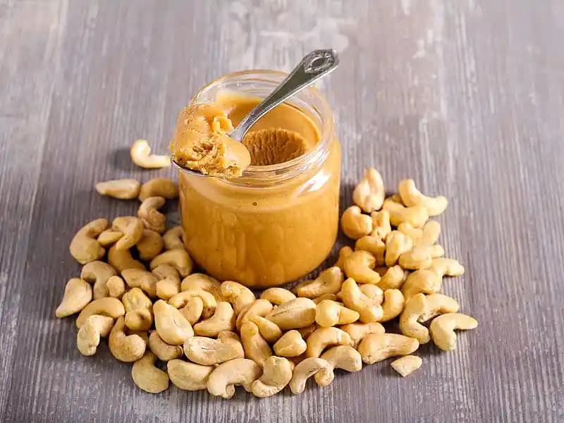 Kremanın Doymuş Yağlarını Azaltan Kaju Kreması ve Sağlık Üzerindeki Etkileri