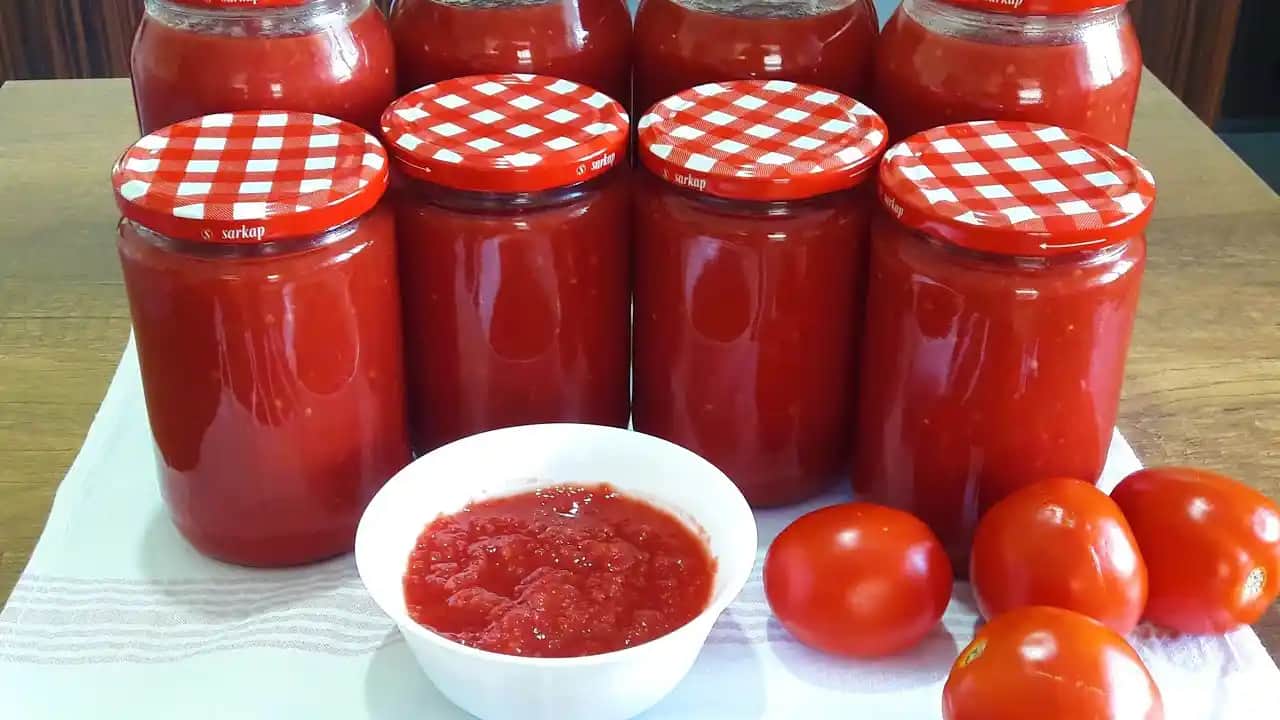 Ekonomik Domates Sosu Hazırlama: Domates Passata ve Baharatlarla Lezzetli Tarifler