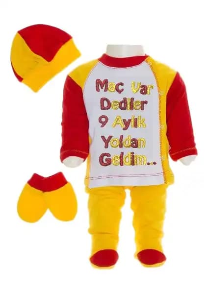 Bebek Giyim Seçenekleri Karşılaştırması: Gülücük Taraftar ve Webombinoo Setleri 1