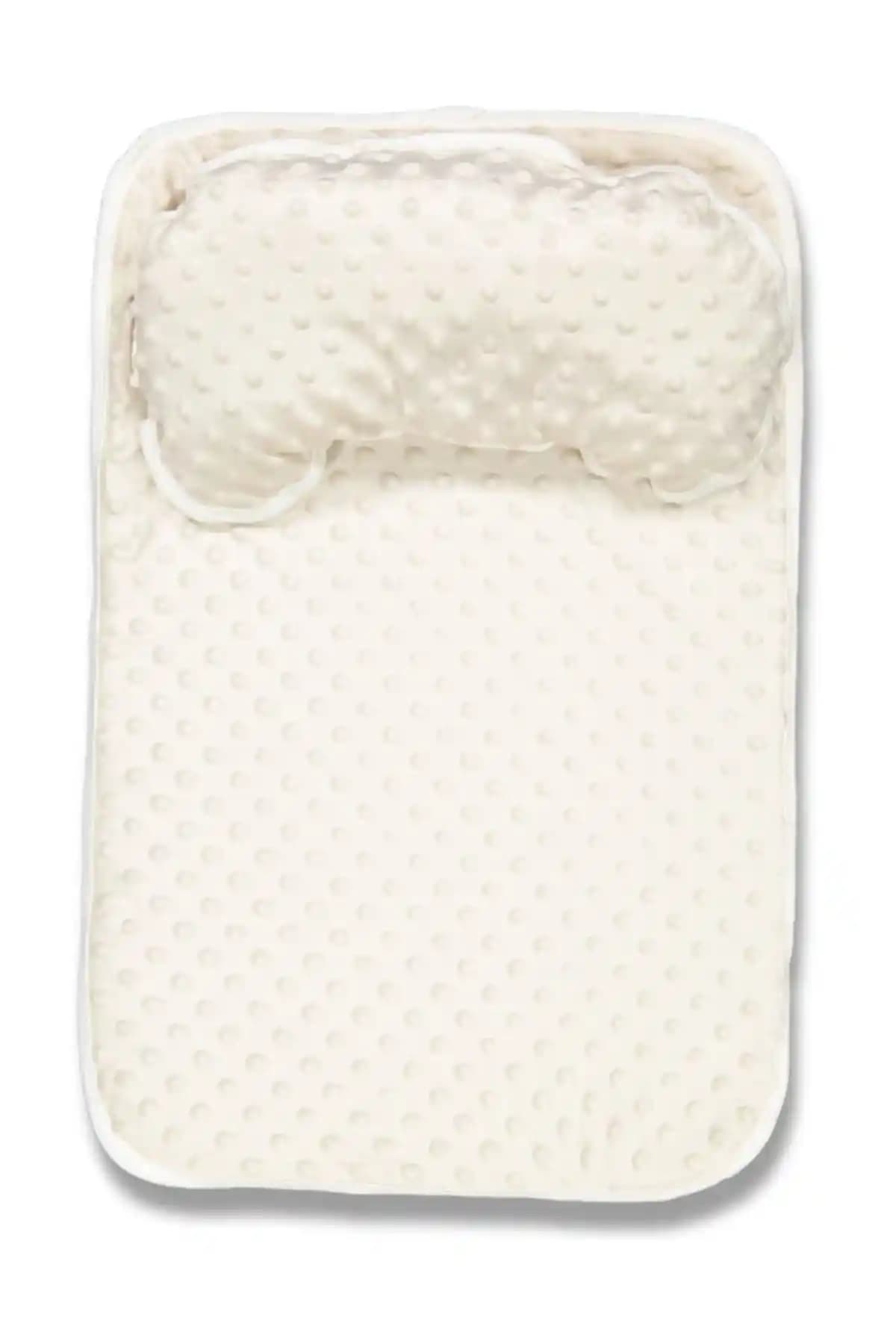 Bebekler İçin Konforlu ve Şık Nohut Desen Alt Açma Seti Krem Renkli Ürün Özellikleri