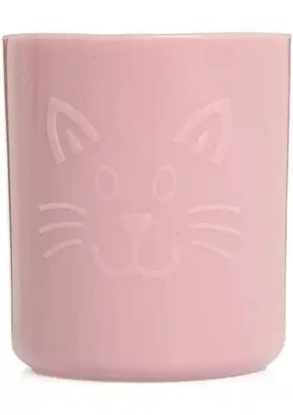 Bebekler İçin Silikon ve Damlatmaz Bardak Karşılaştırması: Kullanım Özellikleri ve Seçim Rehberi