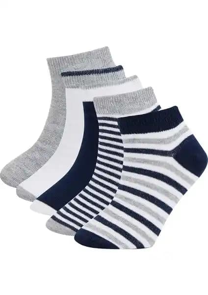 DeFacto Erkek Çocuk Patik Çorapları Karşılaştırması: Konfor ve Tasarımın İki Yüzü