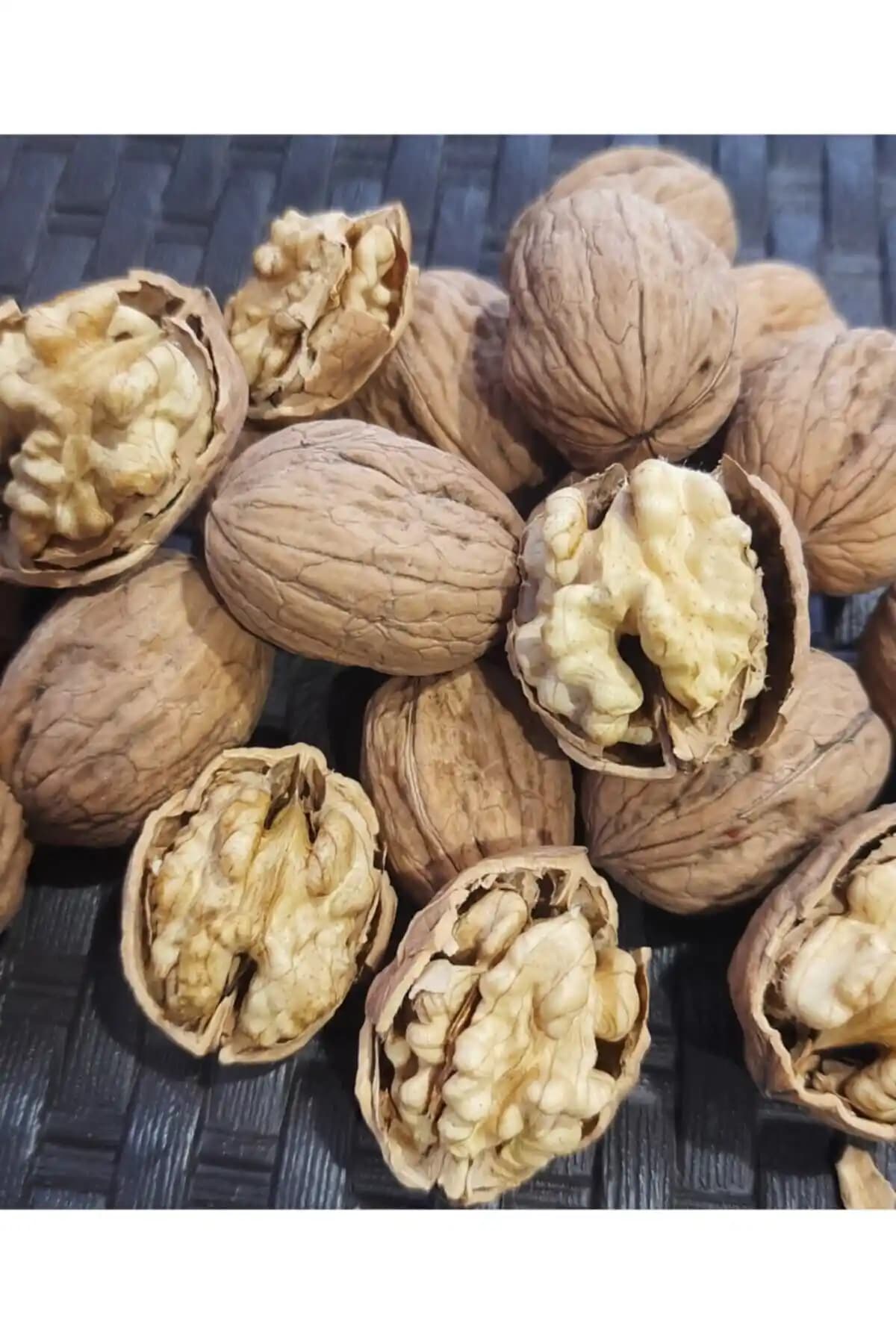 Denizli Chandler Kabuklu Ceviz: Yüksek Kalite ve Doğal Lezzet ile Sağlıklı Atıştırmalık