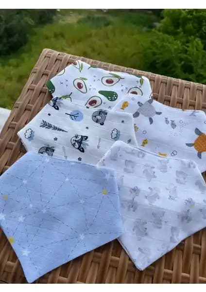 Mugasa Organik Pamuk Bebek Önlüğü ve Aksesuar Setleri Karşılaştırması
