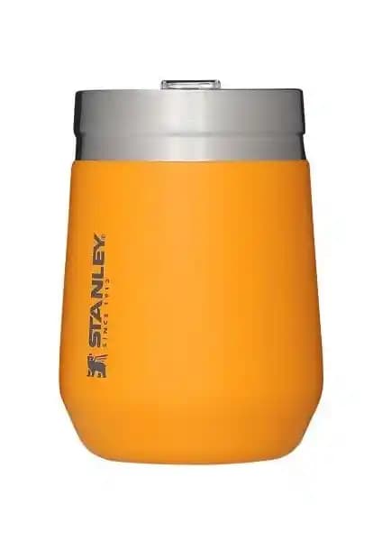 Stanley Termos Karşılaştırması: Günlük ve Uzun Süreli Kullanım İçin En İyi Seçenekler