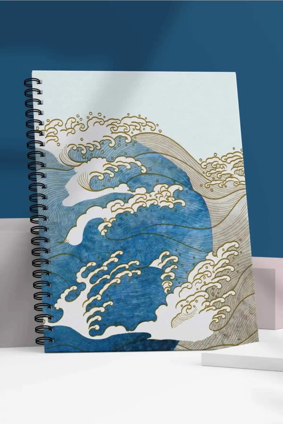 Apeirona ve Le Color Defterleri Karşılaştırması Yaratıcı ve Not Alma Amaçlı Kullanıcılar İçin