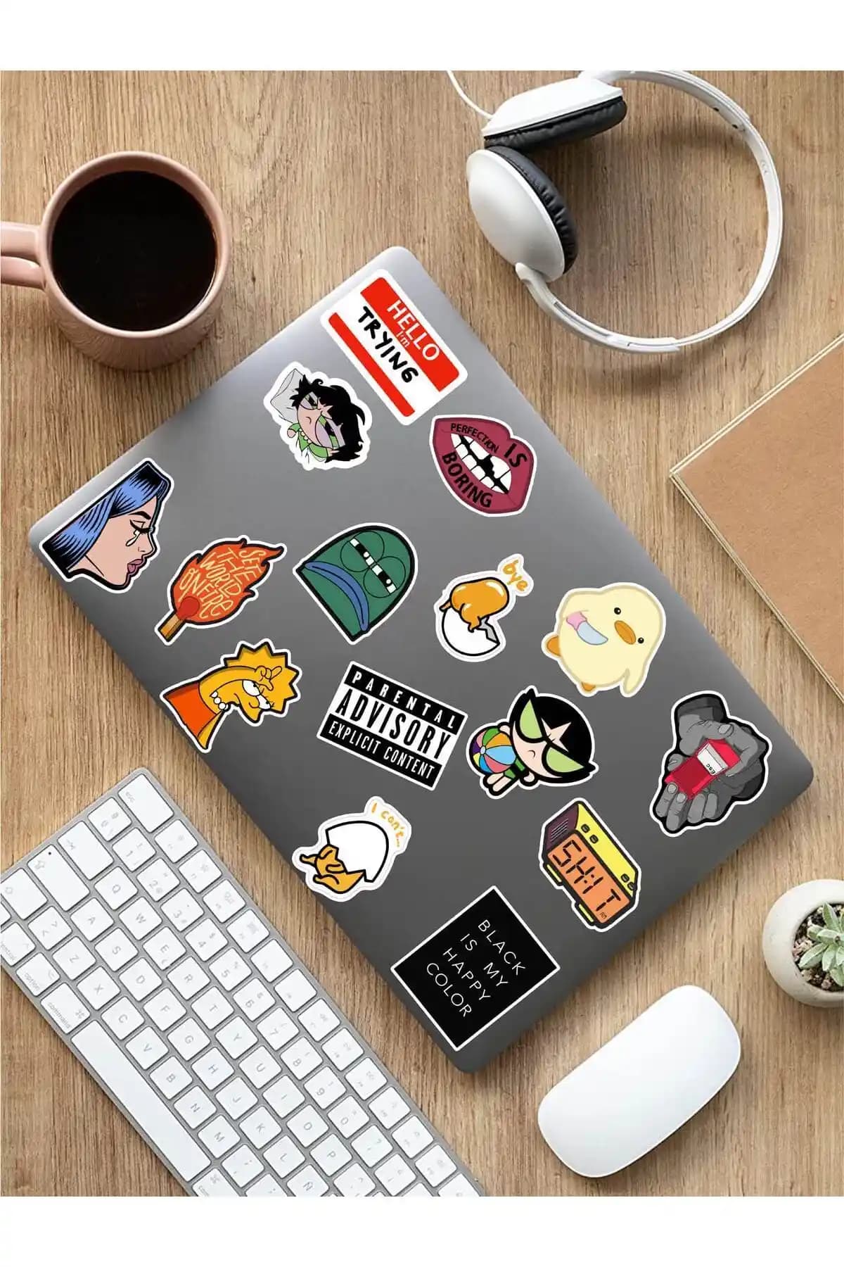 AR Sticker ve ENGINPRINT Karşılaştırması: Kaliteli ve Dayanıklı Seyahat Temalı Stickerlar