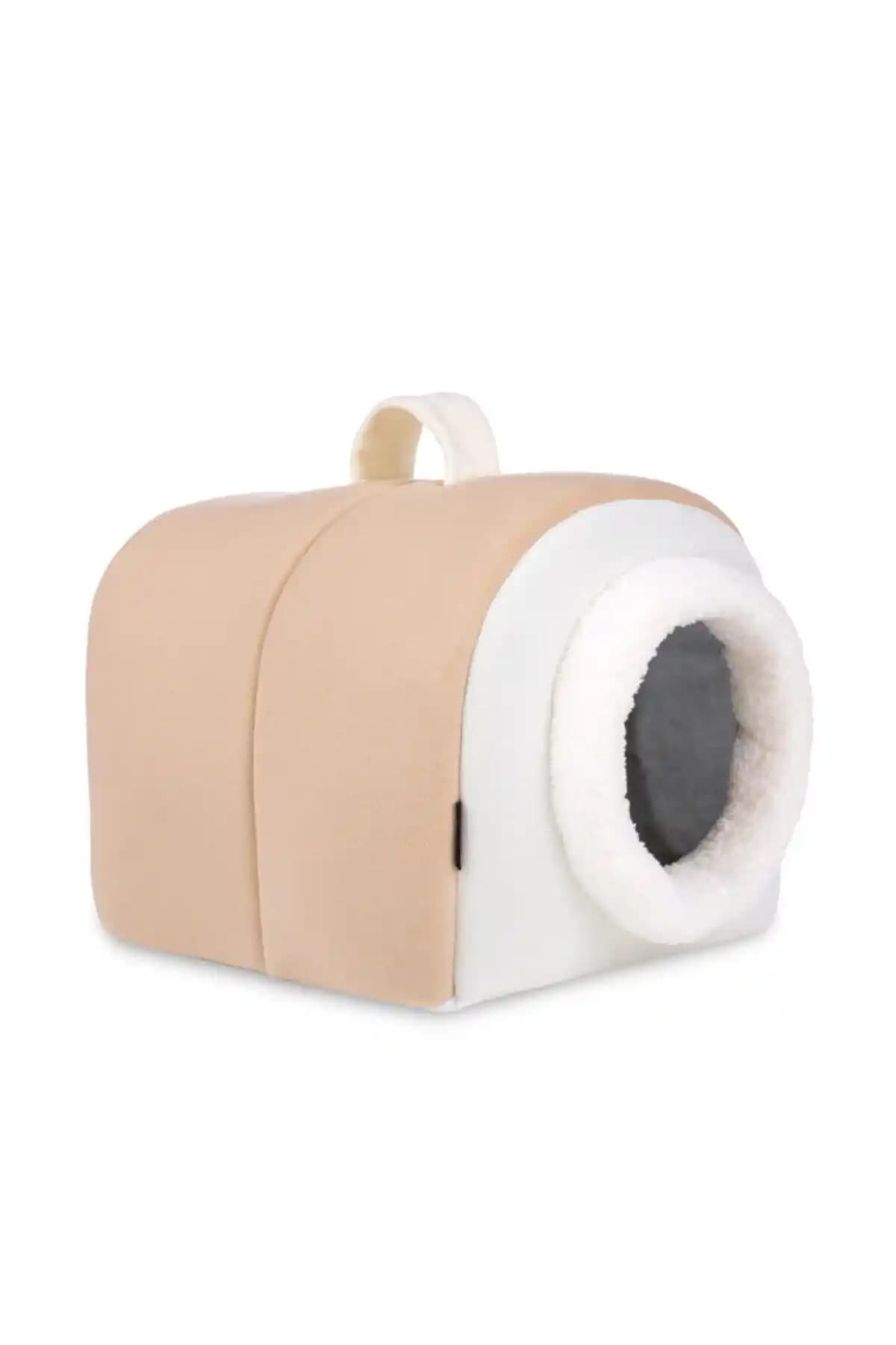 Kedi Yatakları ve Evleri Karşılaştırması: Konfor ve Kullanım Özellikleri