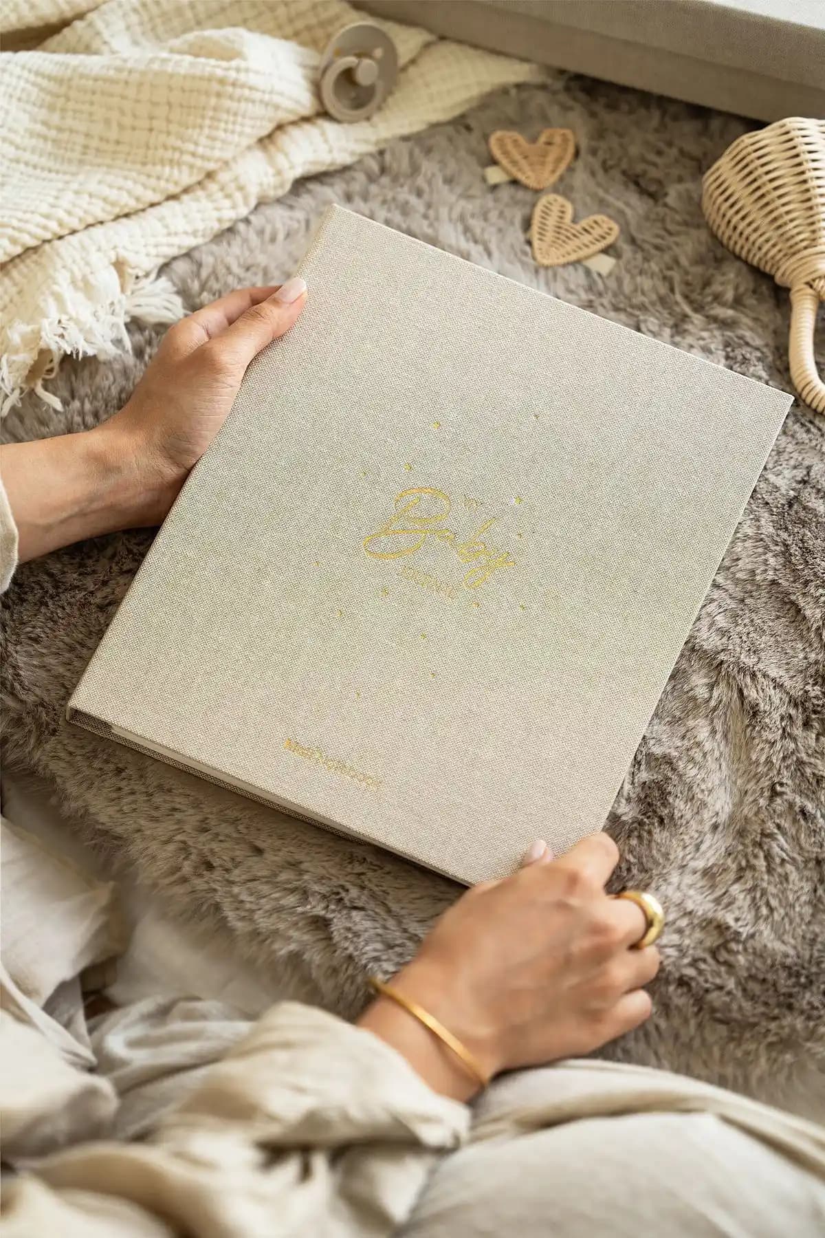 Matt Notebook Bebek ve Anne Günlüğü Seti: Hayat Boyu Hatıralar İçin Şık ve Fonksiyonel Tasarım