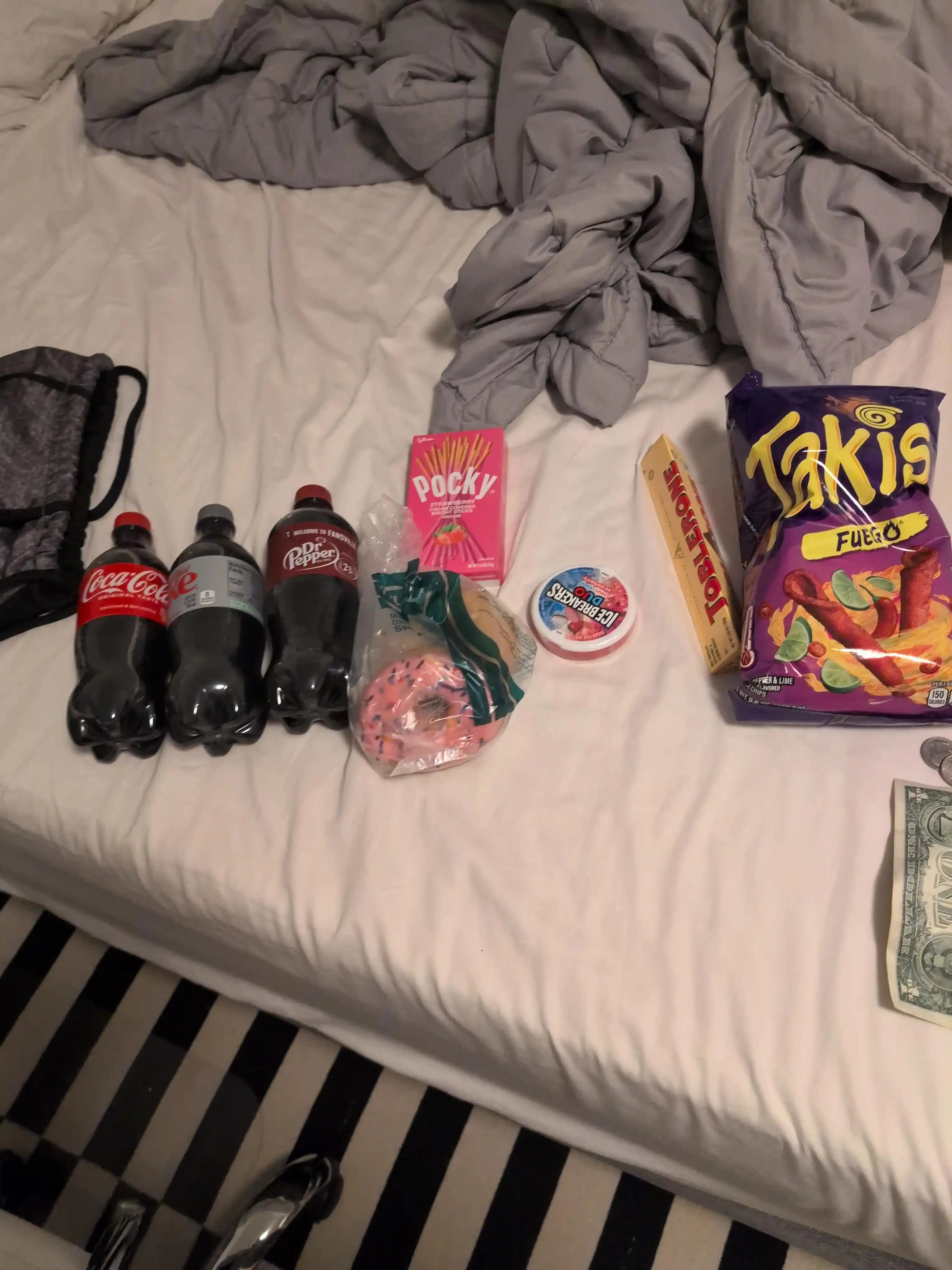 Benzin İstasyonlarından Atıştırmalık Seçimi: Popüler Ürünler ve Alternatifler Üzerine İnceleme