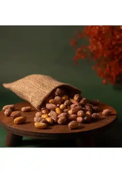 Çakır Çerez Ürünleri Karşılaştırması: Tuzlu Fıstık İçi ve Standart Karışık Çerezler