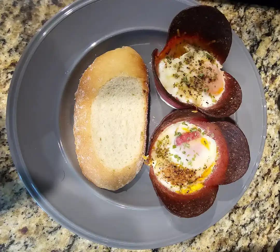 Ekonomik ve Pratik Fırında Yumurta Kapları Tarifi ile Lezzetli Öğünler