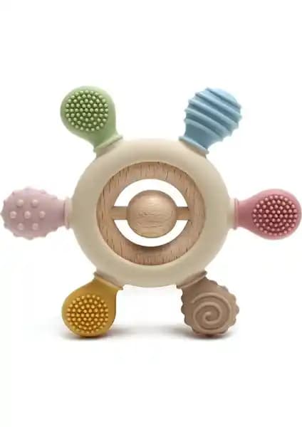 Bej Ahşap Dümen Halkası ve Silikon Yüzeyli Diş Kaşıyıcı—0–24 Ay Bebek İçin Güvenli