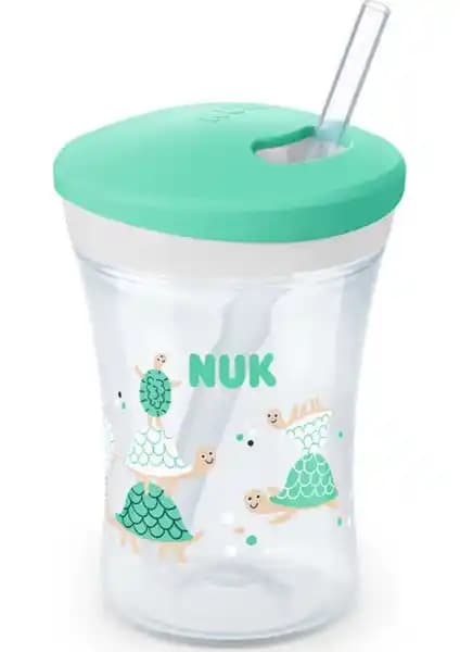 Nuk Action Cup 230 ml Alıştırma Bardağı: BPA/BPS İçermeyen, Sızdırmaz ve Yumuşak Pipetli