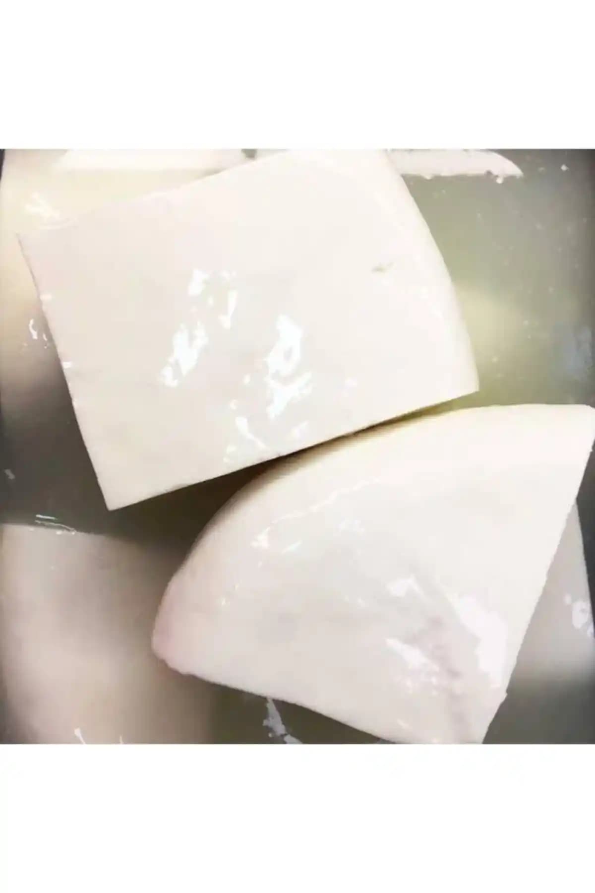 Tuzsuz Organik İnek Peyniri 1 Kg: Doğal Lezzet, Besin Değeri ve Çok Yönlü Kullanım