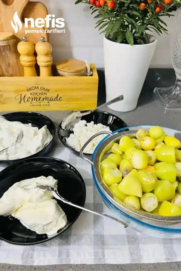 Boşnak Turşusu Nedir ve Geleneksel Yapım Yöntemleriyle Sağlıklı Lezzet