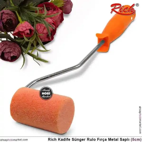 Kadife Fırça: Mobilya ve Ev Temizliğinde Hassas ve Etkili Bakım Aracı