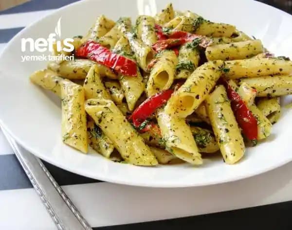 Kremalı Makarna Tarifleri: Pratik ve Lezzetli Seçenekler ile Sofralarınızı Zenginleştirin