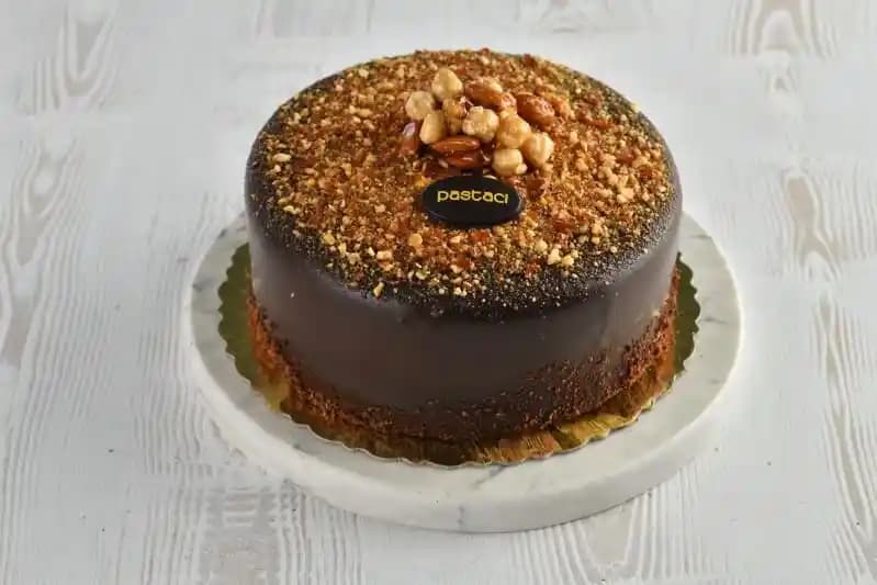 Krokan Pasta Tarifleri ve Yapım Aşamalarıyla Çıtır ve Lezzetli Tatlı