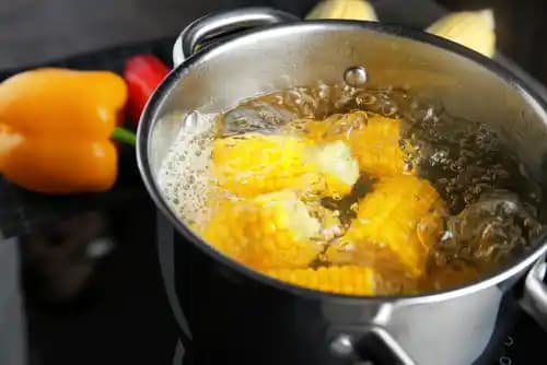 Mısır Suyunun Sağlık ve Enerji Verici Faydaları Analizi