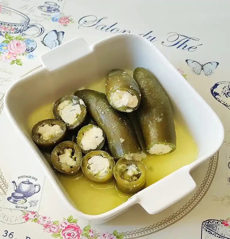 Peynir Dolgulu Jalapeno Tarifleri ve Sunum İpuçlarıyla Pratik Lezzetler