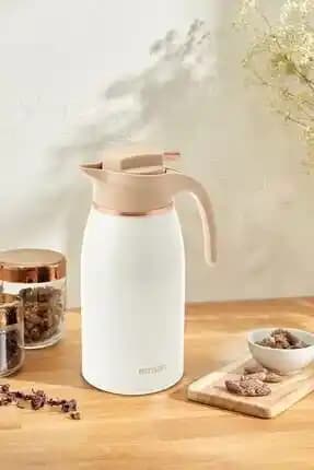 Suyu Sıcak Tutan Termoslar: Günümüz Pratik Kullanım ve Özellikleri