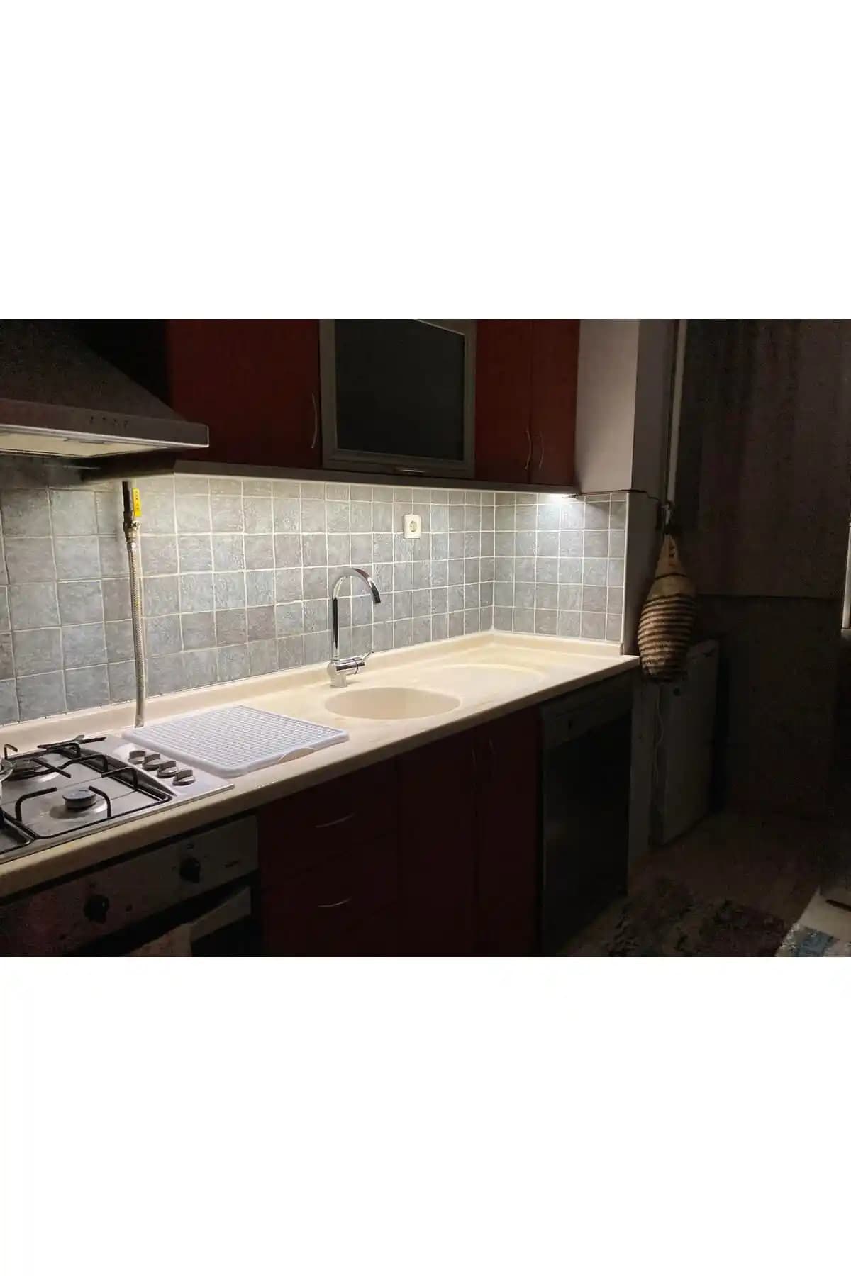 Bvs Elektronik ve Sanctum Şerit Led Işık Karşılaştırması Mutfak Aydınlatması İçin