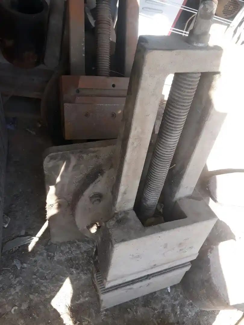 2025'te İzmir'de İkinci El Mengene Almanın 5 Altın Kuralı