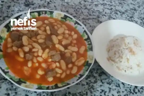 Dünya Mutfaklarından Fasulye ve Pilav Tarifleriyle Zenginleştirilen Besleyici Öğünler