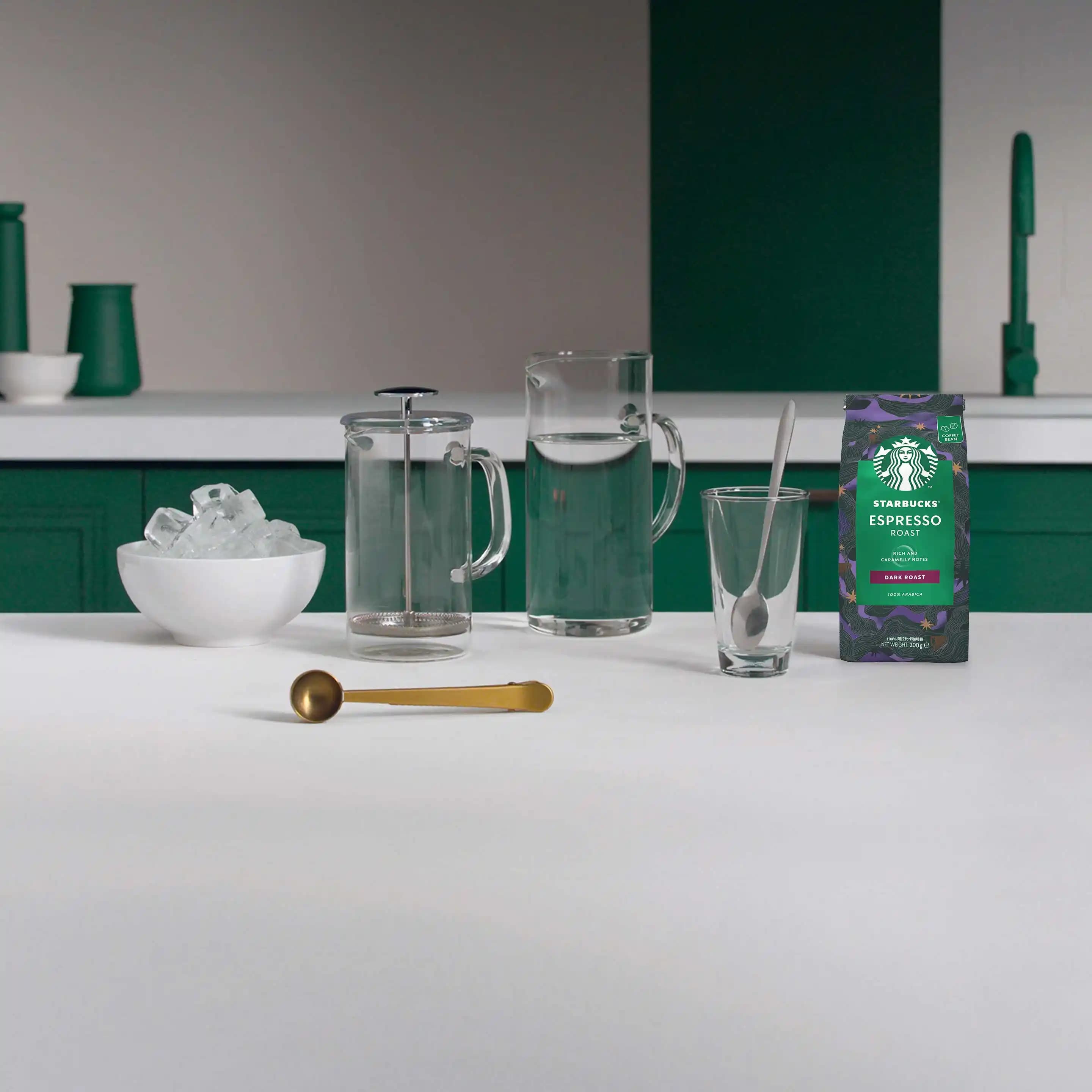 Evde Starbucks Kalitesinde Soğuk Kahve ve Espresso Hazırlama Yöntemleri